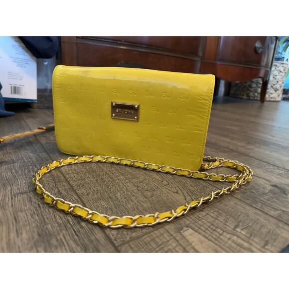 St. John Women's Yellow Logo Chain Leather Purse Shoulder Bag - Picture 2 of 12